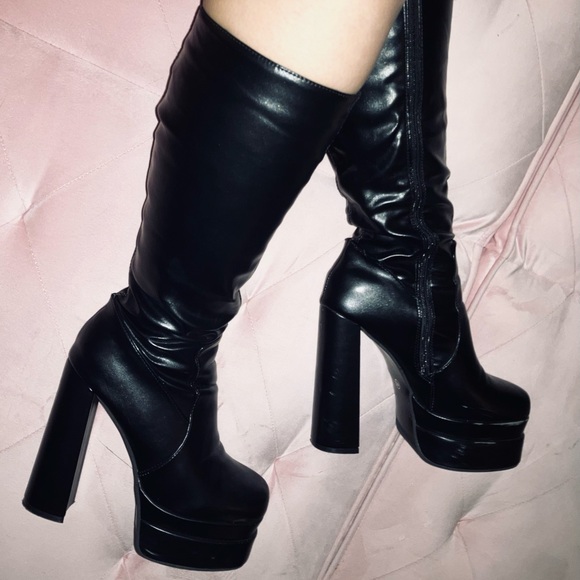 Custom Bratz doll inspired platform boots - Picture 4 of 6